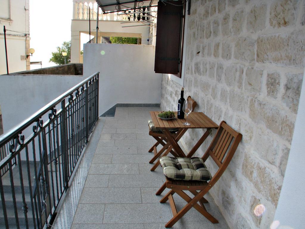 Apartment Noa Каштел-Камбеловац Номер фото